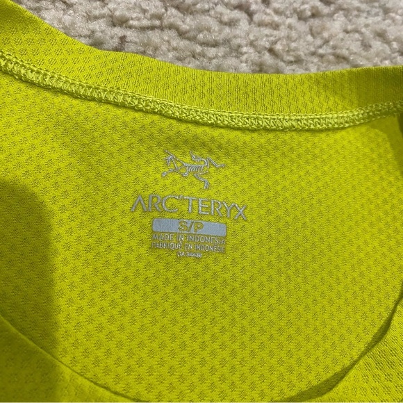 Arc’Teryx Men’s Lime Green / Yellow Performance Tech T-Shirt Size Small - Picture 3 of 11